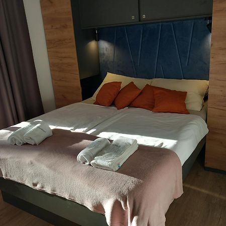 Mobile Home Anamari 比奥格勒·纳·莫鲁 外观 照片